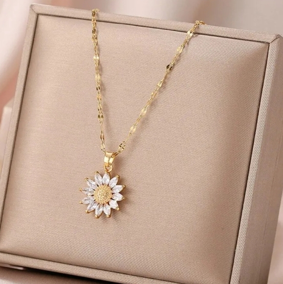 Jewelry - Sunflower Chain Necklace